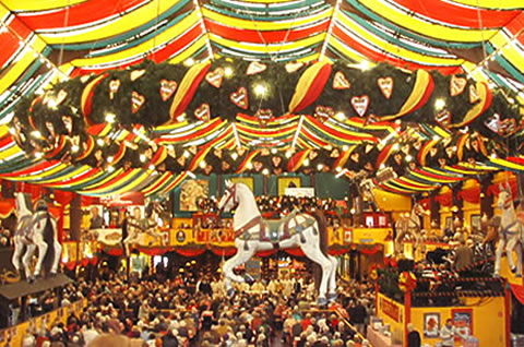 Oktoberfest 2026 - Reservierung von Tischen im Bierzelt - Munich Reservation Service